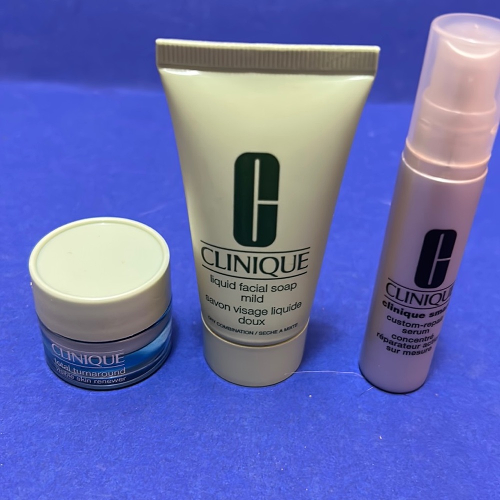 Clinique Skin Care Mini Set